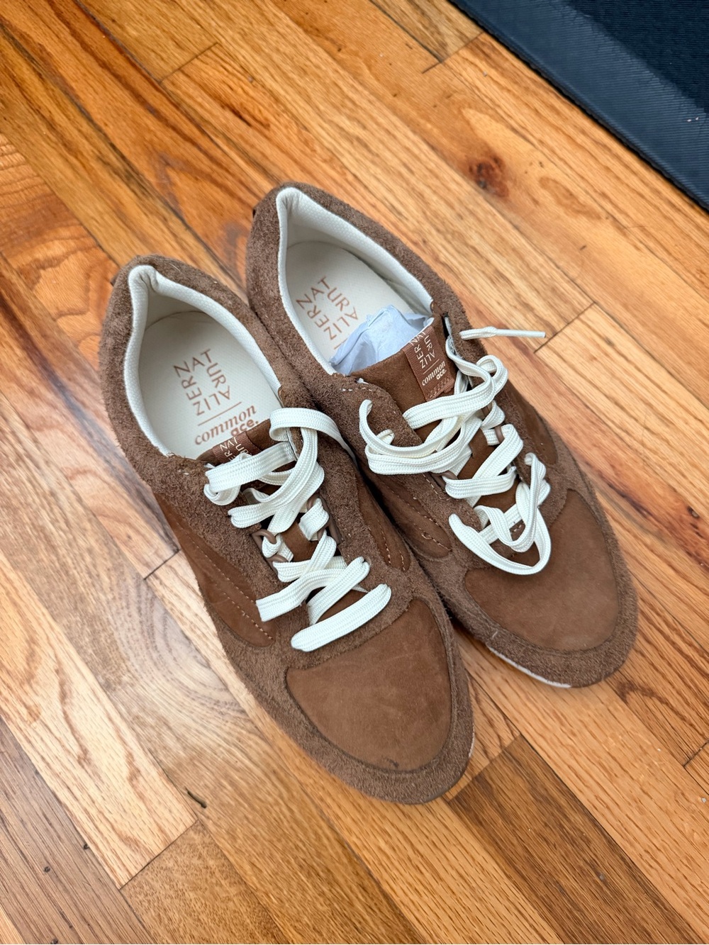 Naturalizer x Common Ace l Brown Suede Low-Top Sneakers size 11